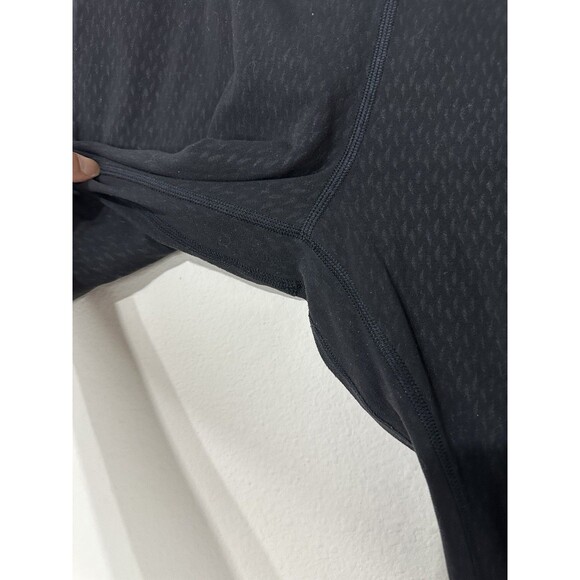 Lululemon Align High-Rise Pant 25", Logo Emboss/Black, Size 10 - Picture 5 of 7